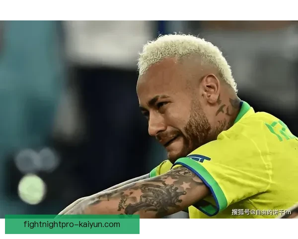 内马尔近期曼联转会传闻引发媒体广泛关注，未来走向值得期待