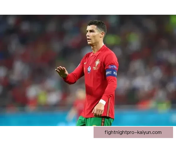 C罗在关键淘汰赛中的表现稳健，成为球队胜利的重要因素。