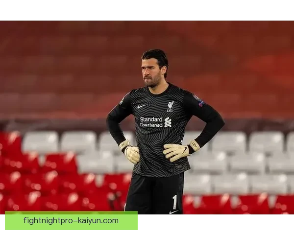 戴维斯边后卫表现稳健，价值持续提升，成球队不可或缺一员