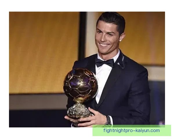 C罗全球粉丝规模持续提升，表现稳健引发广泛关注